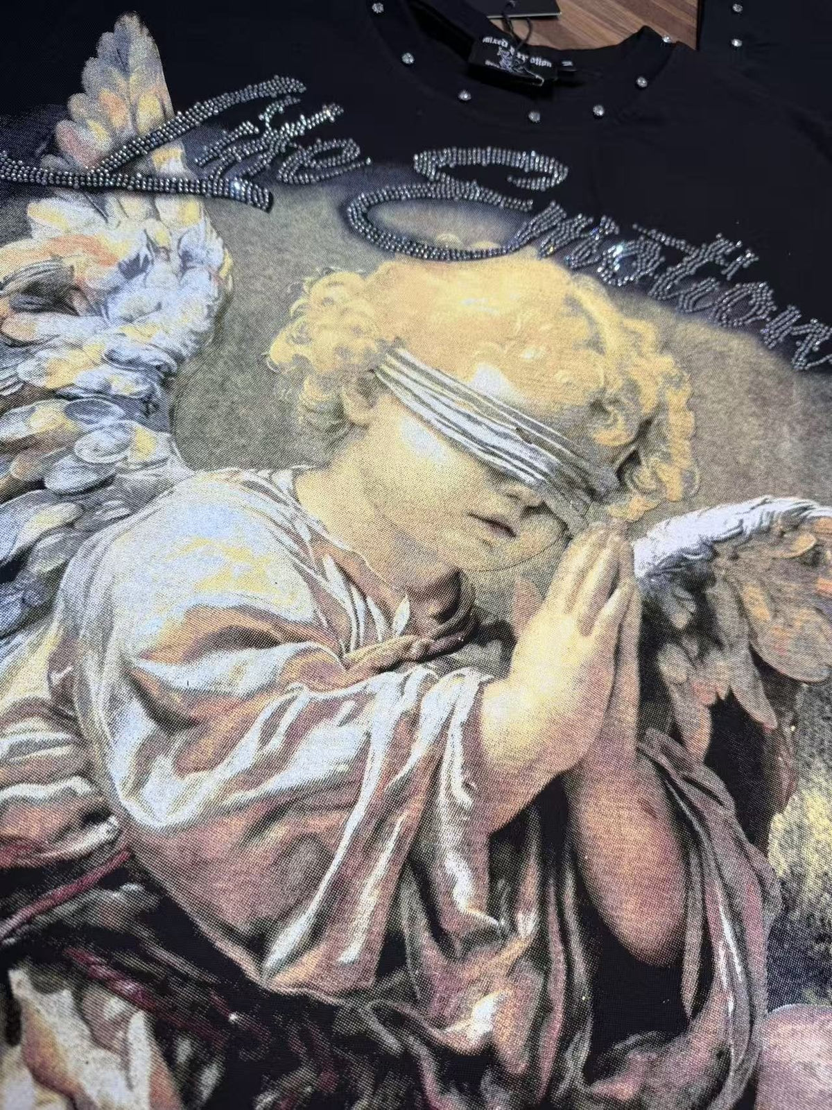 MIXED EMOTION Angel Graphic Studded-Trim T-Shirt — detail
