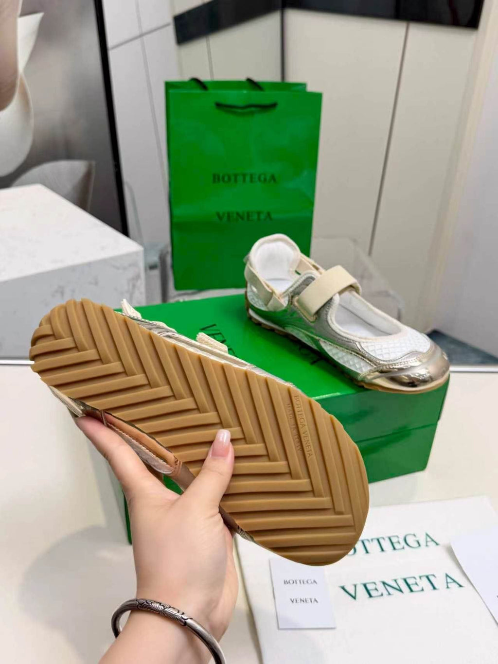 Bottega Veneta White & Silver Strap Low-Top Sneakers — detail